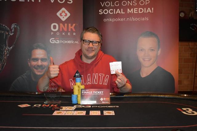 Tom Maaswinkel wint Pokerkampioenschap van Sint Jansteen