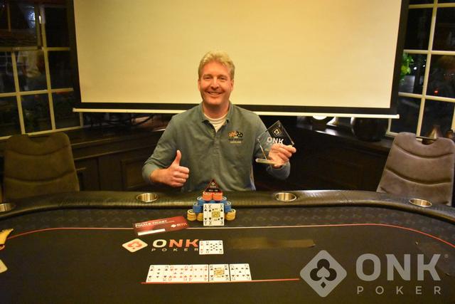 Arnold van Welsum wint Pokerkampioenschap van Oldebroek