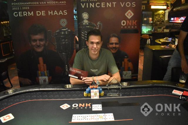 Kevin Arens wint Pokerkampioenschap van Meijel