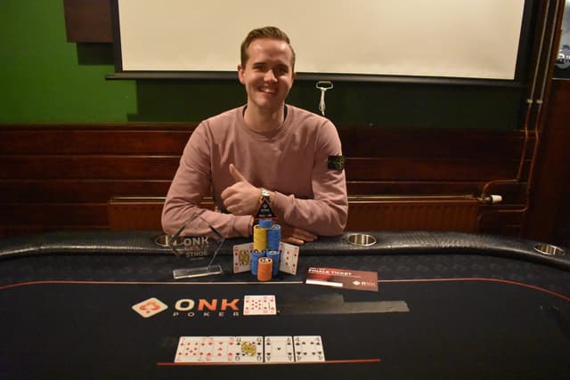 Lennart de Graaf wint Pokerkampioenschap van Stroe