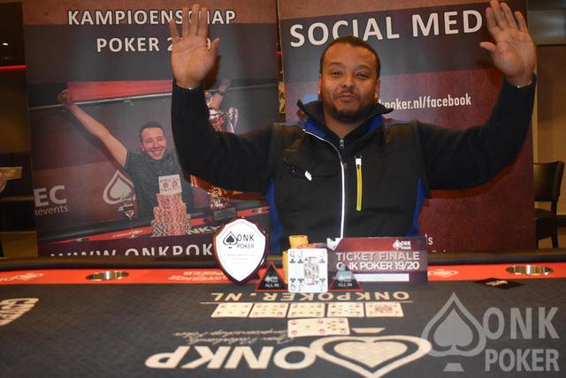 Hilal Sufyan wint Pokerkampioenschap van Zevenaar