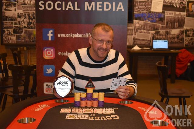 Mike Muller wint Pokerkampioenschap van Almelo