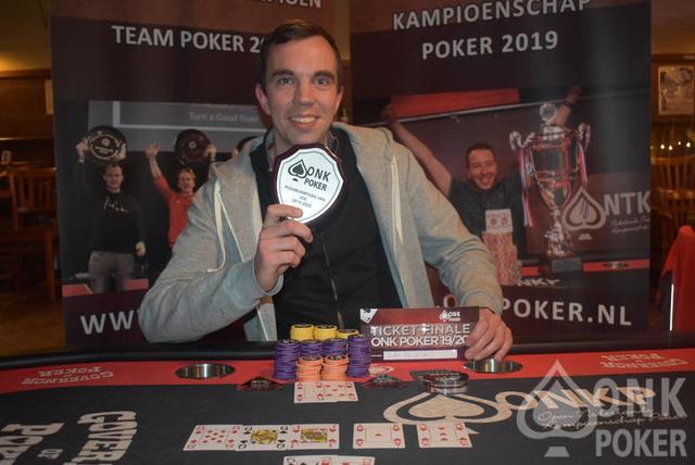 Jorin de Vries wint Pokerkampioenschap van Ede