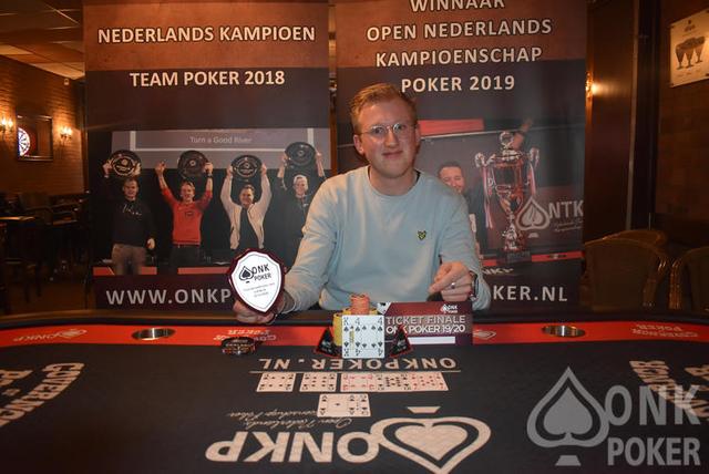 Peter van Dijk wint Pokerkampioenschap van Katwijk