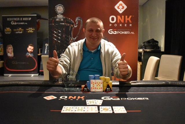 Dennis Waaijer wint Pokerkampioenschap van Nieuwkoop